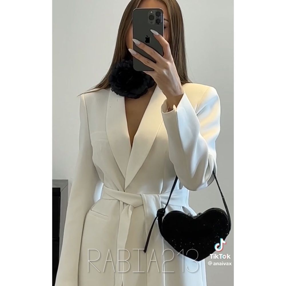 sold ❤️ RHINESTONE HEART SHOULDER BAG